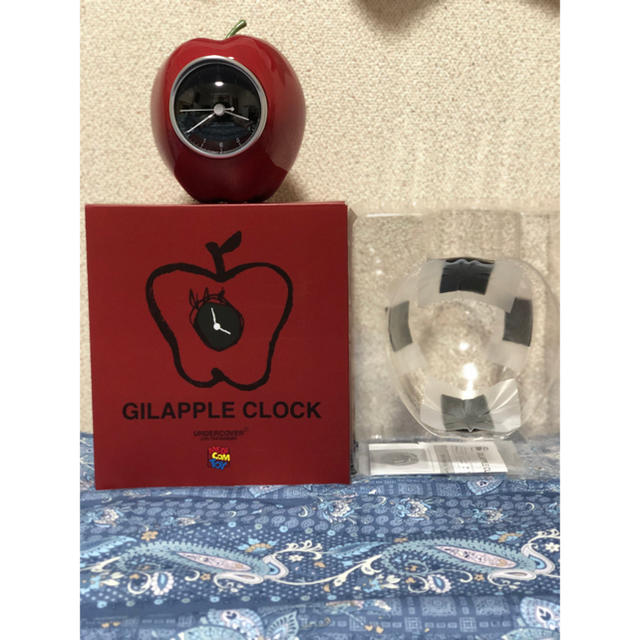 UNDERCOVER(アンダーカバー)のUNDERCOVER GILAPPLE CLOCK 置時計 MedicomToy インテリア/住まい/日用品のインテリア小物(置時計)の商品写真