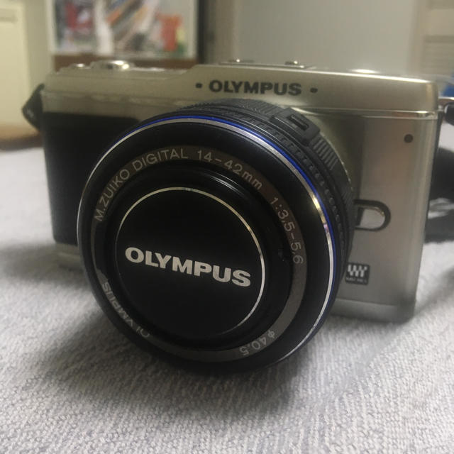 OLYMPUS pen p1