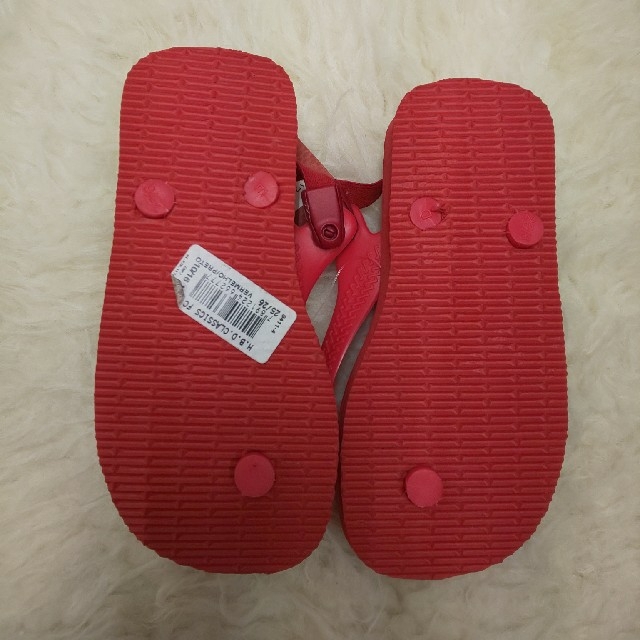 havaianas(ハワイアナス)のhavaianas キッズ ビーチサンダル 新品未使用 レア キッズ/ベビー/マタニティのキッズ靴/シューズ(15cm~)(サンダル)の商品写真