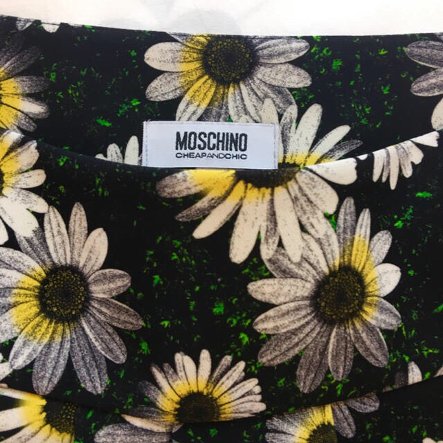 MOSCHINO(モスキーノ)のモスキーノ  プリーツスカート  40 レディースのスカート(ひざ丈スカート)の商品写真