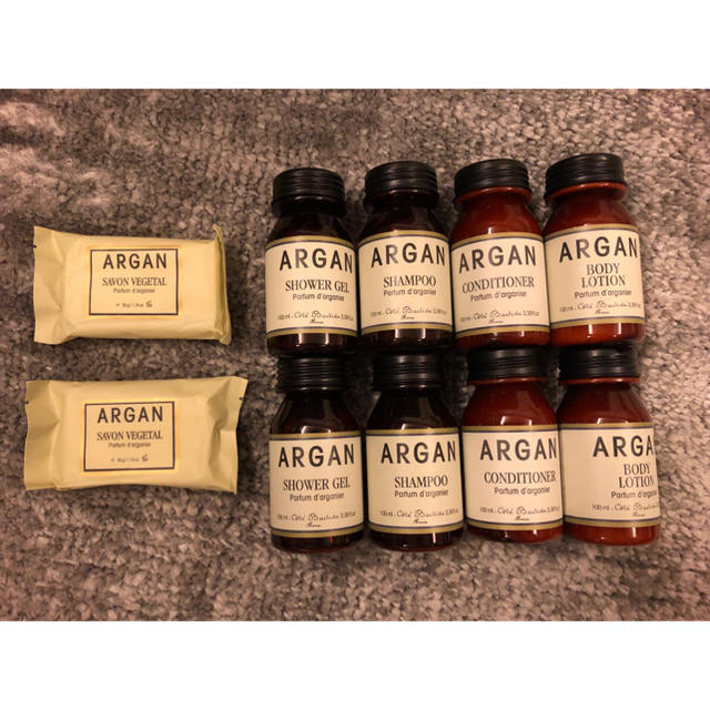 Aesop(イソップ)のコテバスティド ARGAN セット 新品未使用 コスメ/美容のキット/セット(サンプル/トライアルキット)の商品写真