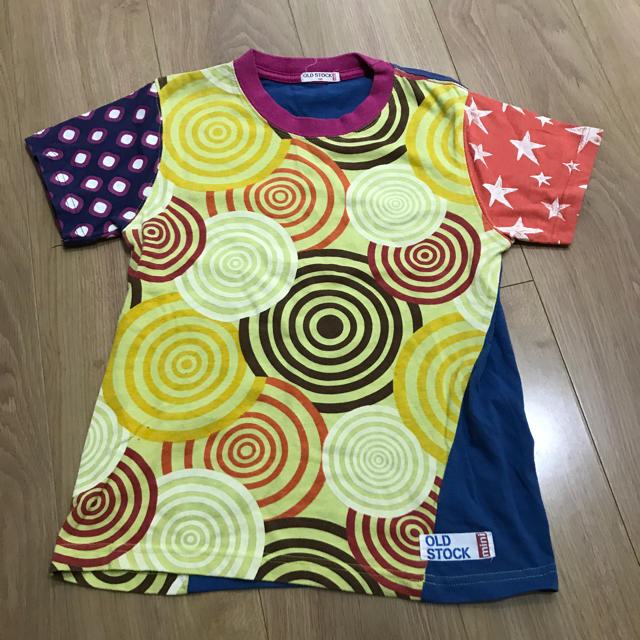 切り替えTシャツ140cm キッズ/ベビー/マタニティのキッズ服男の子用(90cm~)(Tシャツ/カットソー)の商品写真