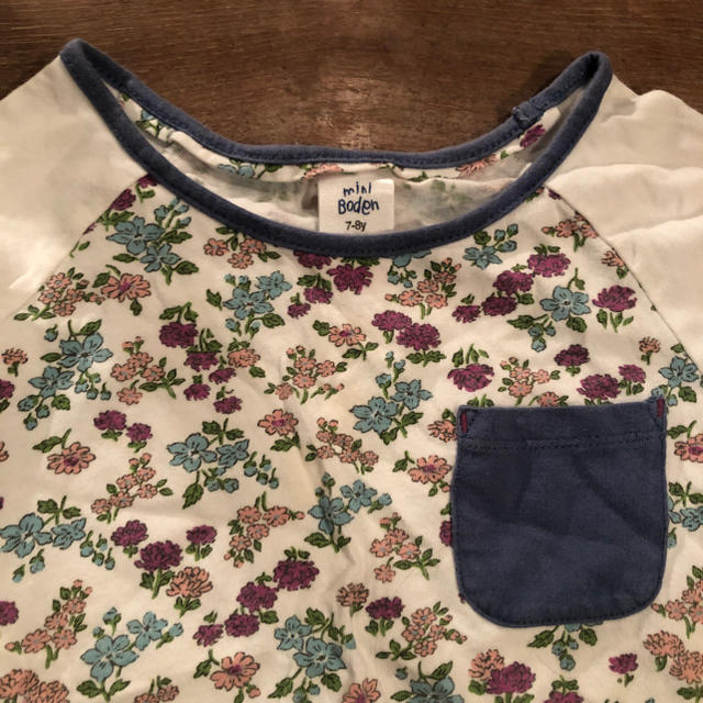 Boden(ボーデン)のmini boden 花柄パジャマ 7-8Y キッズ/ベビー/マタニティのキッズ服女の子用(90cm~)(パジャマ)の商品写真