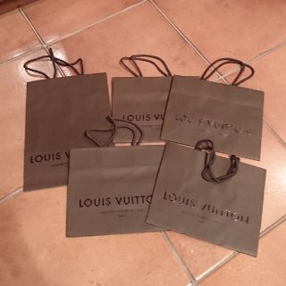 ルイヴィトン(LOUIS VUITTON)のLOUISVUITTON 袋 5枚ｾｯﾄ(ショップ袋)