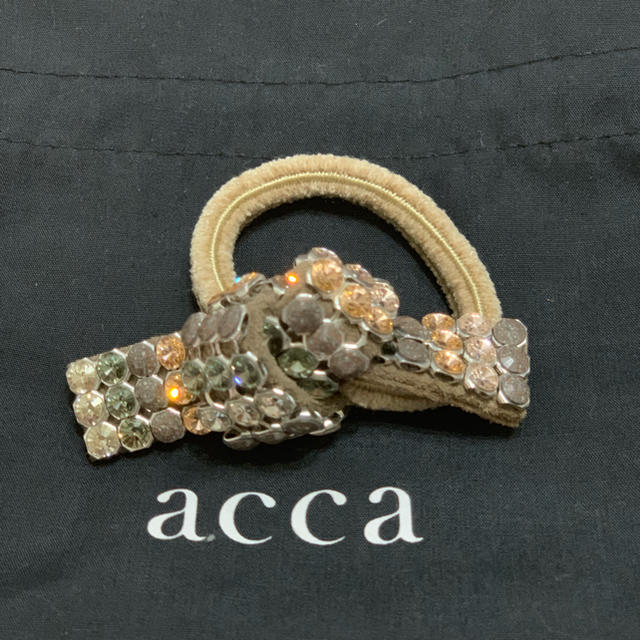 acca(アッカ)のacca 新品リボンヘアゴム レディースのヘアアクセサリー(ヘアゴム/シュシュ)の商品写真
