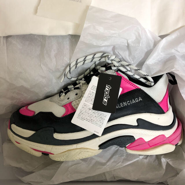 Balenciaga(バレンシアガ)の新品 balenciaga tripleS EU40 black pink メンズの靴/シューズ(スニーカー)の商品写真