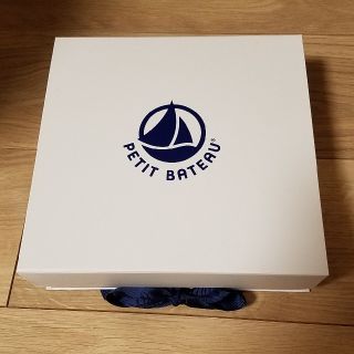 プチバトー(PETIT BATEAU)のプチバトー　空き箱　ショッパー(ショップ袋)