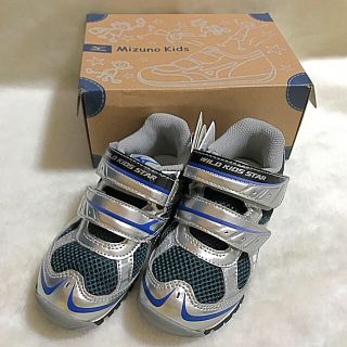 ミズノ(MIZUNO)の【新品】ミズノ 16cm ワイルドキッズスター2 シルバー/グレー(スニーカー)