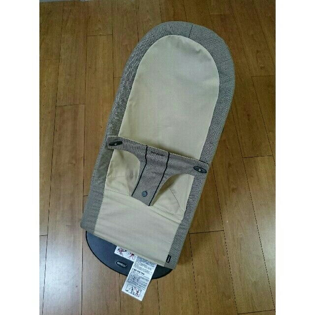 BABYBJORN(ベビービョルン)のベビービョルン ベビーシッターバランス(バウンサー) キッズ/ベビー/マタニティの寝具/家具(その他)の商品写真