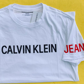 カルバンクライン(Calvin Klein)の【新品】【即発】 Calvin Klein  Tシャツ S(USサイズ) (Tシャツ/カットソー(半袖/袖なし))