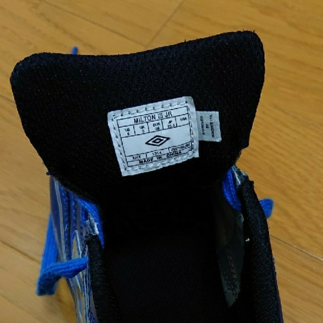 UMBRO(アンブロ)の☆いきと様専用☆  23.5cm アンブロスパイク スポーツ/アウトドアのサッカー/フットサル(シューズ)の商品写真