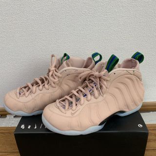 ナイキ(NIKE)のナイキ  フォームポジット ベージュピンク(スニーカー)