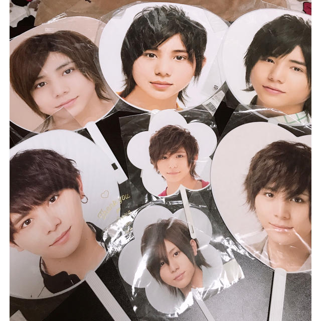 Hey! Say! JUMP(ヘイセイジャンプ)のHey!Say!JUMP 山田涼介 歴代うちわ セット エンタメ/ホビーのタレントグッズ(アイドルグッズ)の商品写真