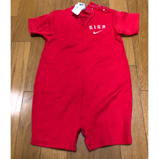 NIKE(ナイキ)のNIKE kids男女兼用ロンパース  90㌢ キッズ/ベビー/マタニティのベビー服(~85cm)(ロンパース)の商品写真