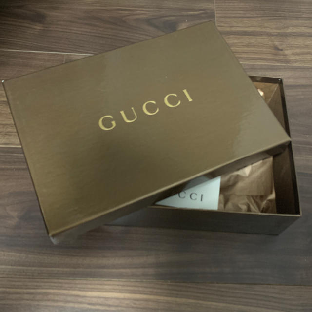 Gucci(グッチ)の【GUCCI グッチ】包装箱 レディースのバッグ(ショップ袋)の商品写真