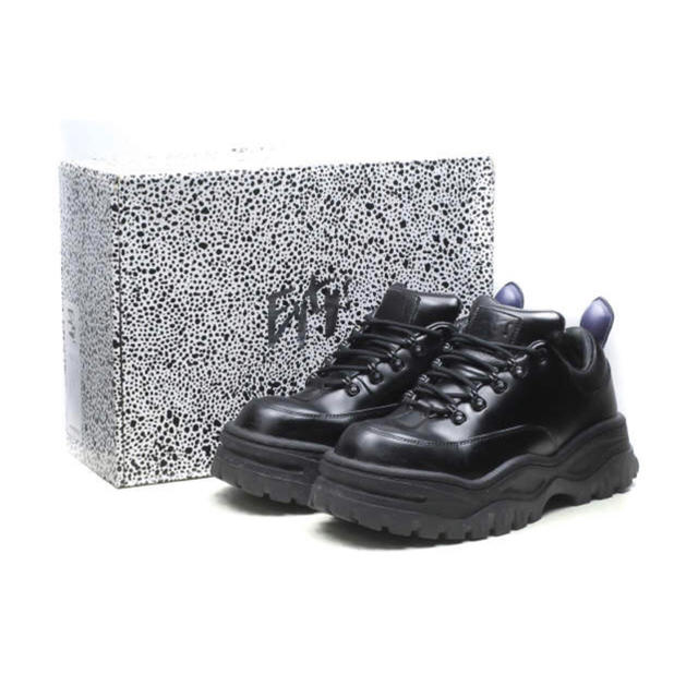 Balenciaga(バレンシアガ)のEYTYS Angel Leather 発送6月中旬 メンズの靴/シューズ(スニーカー)の商品写真