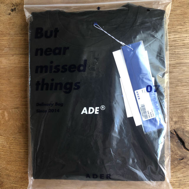 ader error tシャツ