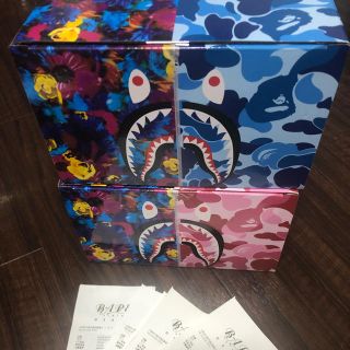 アベイシングエイプ(A BATHING APE)のBE@RBRICK BAPE®×M/mika ninagawa SHARK(ぬいぐるみ/人形)