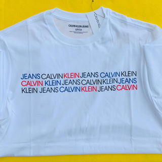 カルバンクライン(Calvin Klein)の【新品】【即発】 Calvin Klein Tシャツ S(US)(Tシャツ/カットソー(半袖/袖なし))