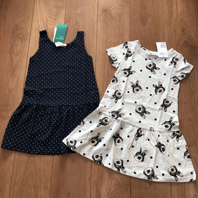 H&M(エイチアンドエム)のH&M☆新品ワンピースセット 100/105 キッズ/ベビー/マタニティのキッズ服女の子用(90cm~)(ワンピース)の商品写真