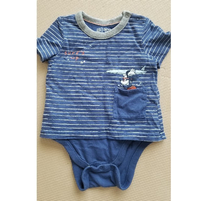 babyGAP(ベビーギャップ)のbabygapミッキー　青色半袖ボディ キッズ/ベビー/マタニティのベビー服(~85cm)(ロンパース)の商品写真