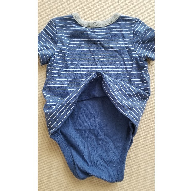 babyGAP(ベビーギャップ)のbabygapミッキー　青色半袖ボディ キッズ/ベビー/マタニティのベビー服(~85cm)(ロンパース)の商品写真