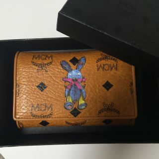 MCM(財布)のフリマアイテム一覧 MCM(財布)のフリマアイテム一覧