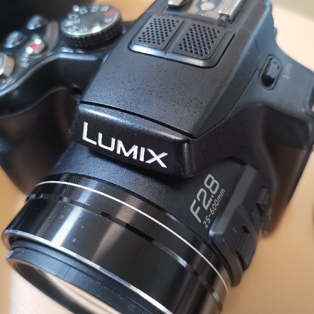 コンパクトデジタルカメラ専用出品。LUMIX DMC-FZ200