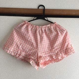 フィント(F i.n.t)のピンクチェック パンツ(ショートパンツ)