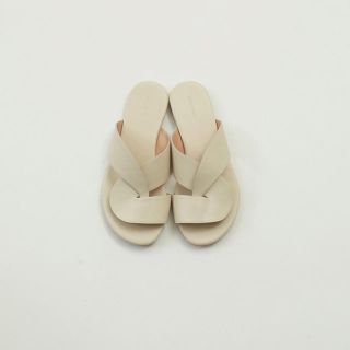 トゥデイフル(TODAYFUL)のTODAYFUL☆ Leather Cross Sandals(サンダル)