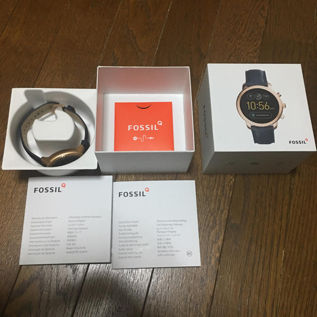 FOSSIL(フォッシル)のfossil 時計 スマートウォッチ メンズの時計(レザーベルト)の商品写真