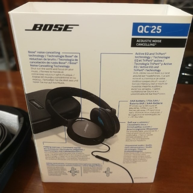 BOSE(ボーズ)のBOSE ヘッドフォン QC25 スマホ/家電/カメラのオーディオ機器(ヘッドフォン/イヤフォン)の商品写真