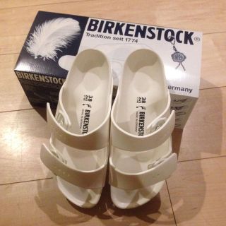 ビルケンシュトック(BIRKENSTOCK)のビルケン 洗える アリゾナ ホワイト38(サンダル)