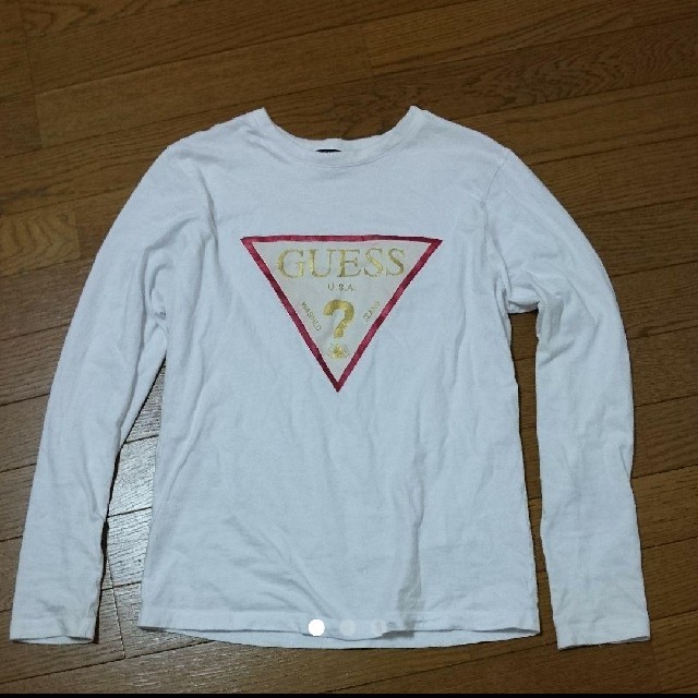 GUESS(ゲス)のGUESS　ロングTシャツ　白　Sサイズ メンズのトップス(Tシャツ/カットソー(七分/長袖))の商品写真