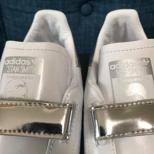 RAF SIMONS(ラフシモンズ)の新品 adidas × raf simons スタンスミス ベルクロ メンズの靴/シューズ(スニーカー)の商品写真