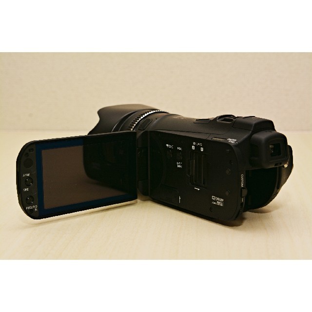 Canon(キヤノン)のCanon iVIS HF G10 付属品完備、おまけ付き スマホ/家電/カメラのカメラ(ビデオカメラ)の商品写真