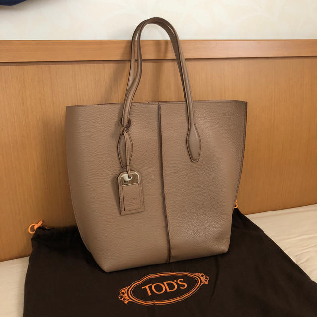 TOD'S(トッズ)のトッズ JOY トートバッグ レディースのバッグ(トートバッグ)の商品写真