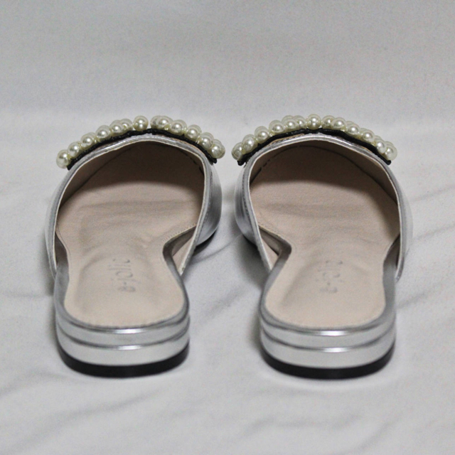《アジョリー》新品 サングラスミュール おしゃれ素敵サンダル 38(24cm) レディースの靴/シューズ(サンダル)の商品写真