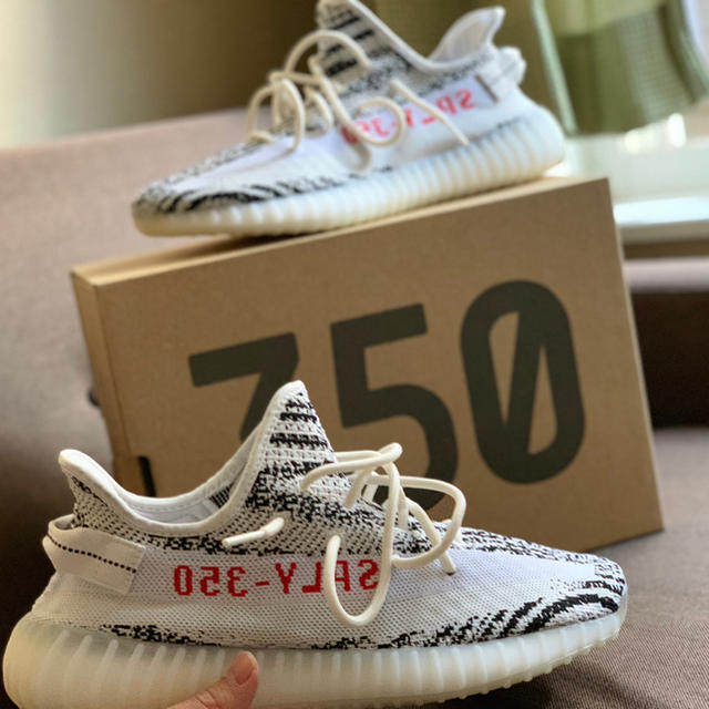 「国内正規品」yeezy boost 350 v2 zebra 28cm