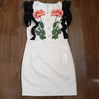 エイミーイストワール(eimy istoire)のFlower Embroidery Dress(ひざ丈ワンピース)