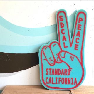 スタンダードカリフォルニア(STANDARD CALIFORNIA)のstandard california ピースサイン スタンダードカリフォルニア(置物)