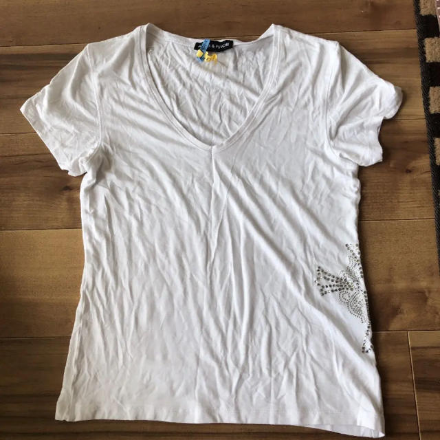 BARNEYS NEW YORK(バーニーズニューヨーク)のクリーニング済み Tシャツ レディースのトップス(Tシャツ(半袖/袖なし))の商品写真