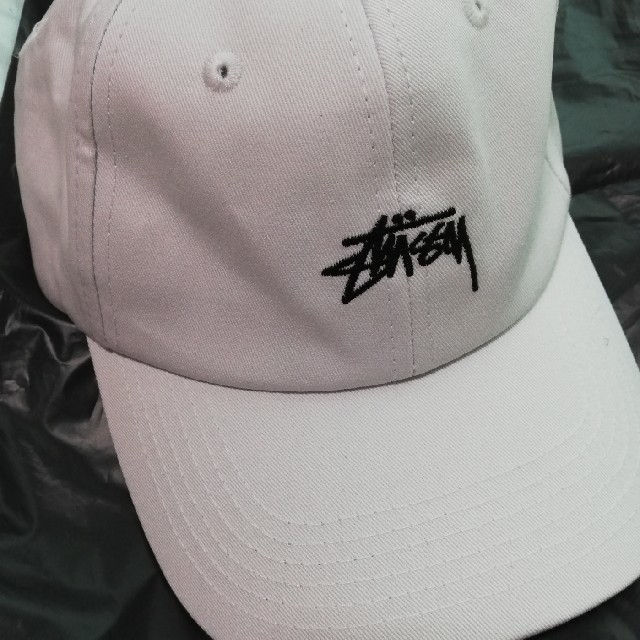 STUSSY(ステューシー)のステューシー キャップ 白 レディースの帽子(キャップ)の商品写真