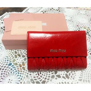 ミュウミュウ(miumiu)の新品♡miumiuお財布(その他)