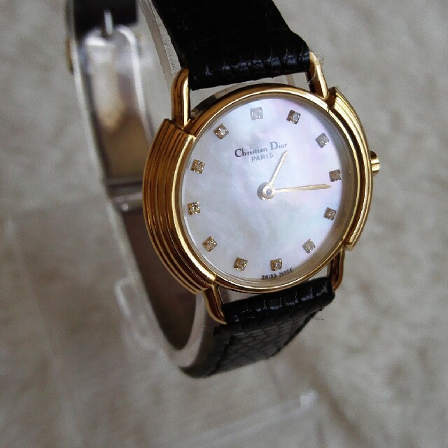 Christian Dior(クリスチャンディオール)のクリスチャンディオール　12P ダイヤ シェル文字盤 レディースクォーツ レディースのファッション小物(腕時計)の商品写真
