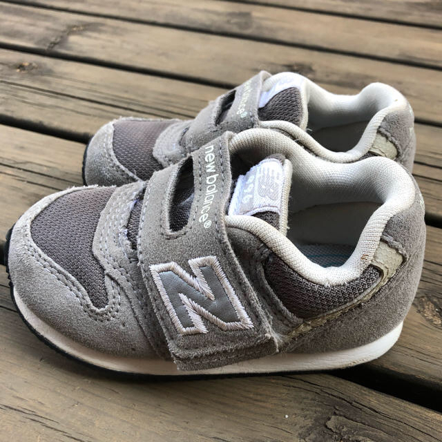 New Balance(ニューバランス)のニューバランス 996 13.0cm グレー キッズ/ベビー/マタニティのベビー靴/シューズ(~14cm)(スニーカー)の商品写真