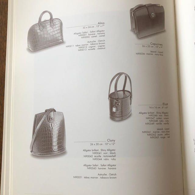 LOUIS VUITTON - ルイヴィトン カタログの通販 by Y&Y(プロフお