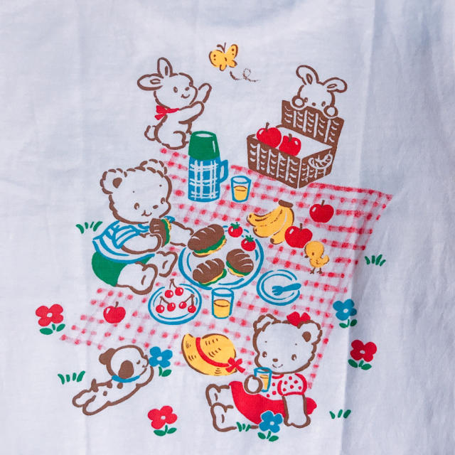 familiar - ファミリア Tシャツ③ ファミちゃんリアちゃんピクニック柄