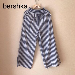 ベルシュカ(Bershka)のベルシュカ ストライプワイドパンツ 試着のみの美品です！(バギーパンツ)