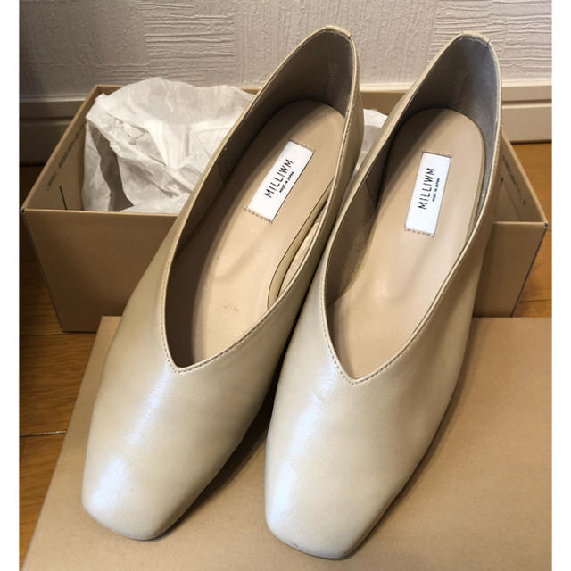 URBAN RESEARCH(アーバンリサーチ)のkomi様専用【今期】MILLIWM　SquareFlatShoes レディースの靴/シューズ(バレエシューズ)の商品写真